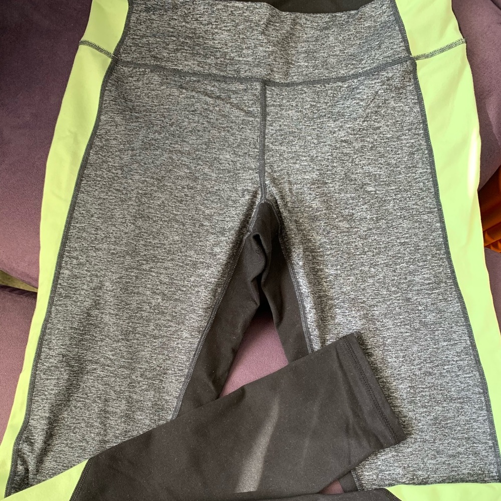 Zella full length leggings size M